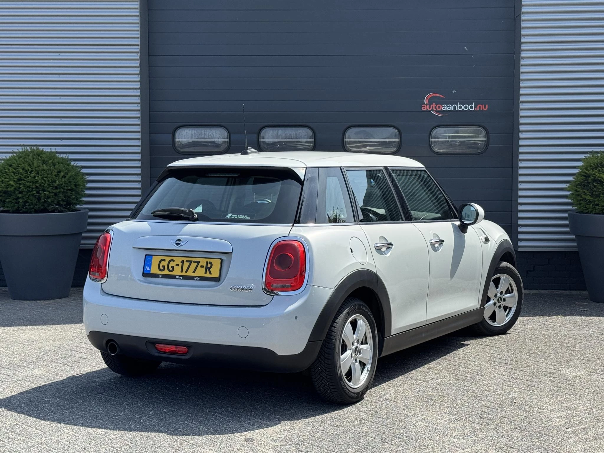 Hoofdafbeelding MINI Cooper
