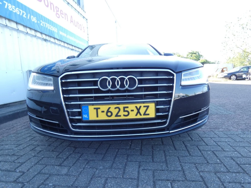 Hoofdafbeelding Audi A8