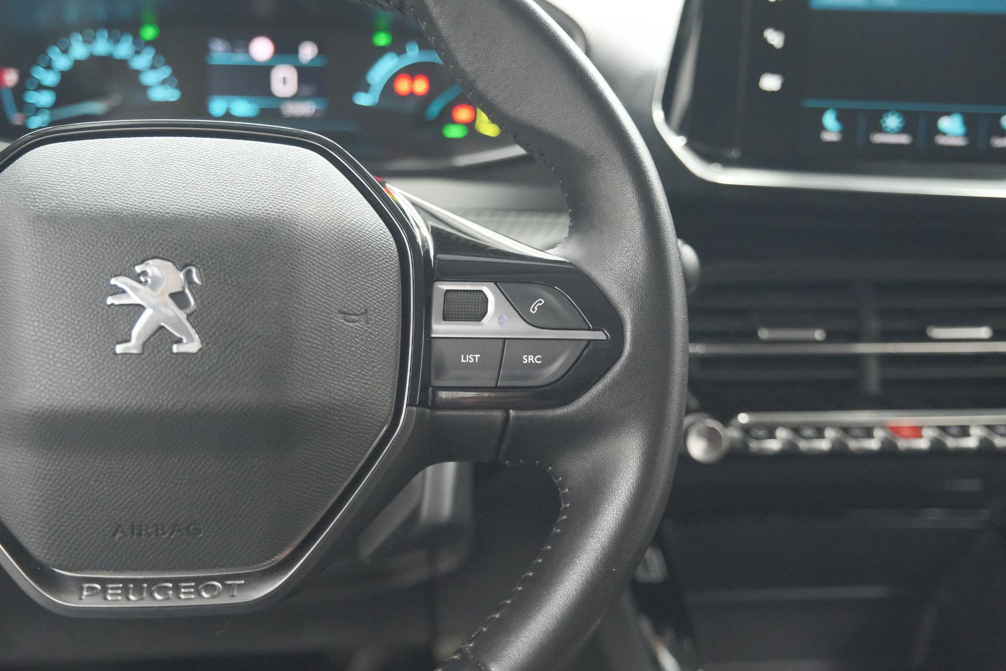 Hoofdafbeelding Peugeot e-208