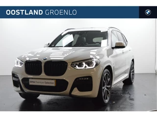 BMW X3 xDrive30i High Executive M Sport Automaat / Panoramadak / Trekhaak / Sportstoelen / Adaptieve LED / Head-Up / Active Cruise Control / Comfort Access