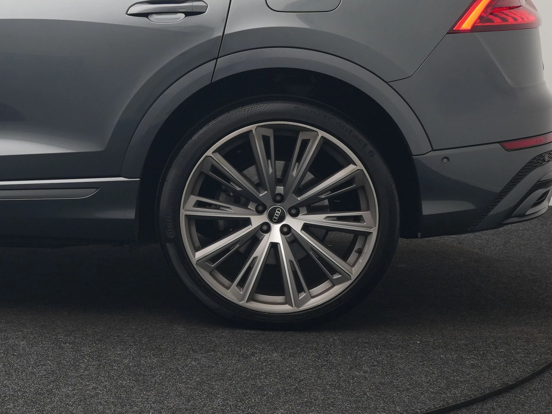 Hoofdafbeelding Audi Q8