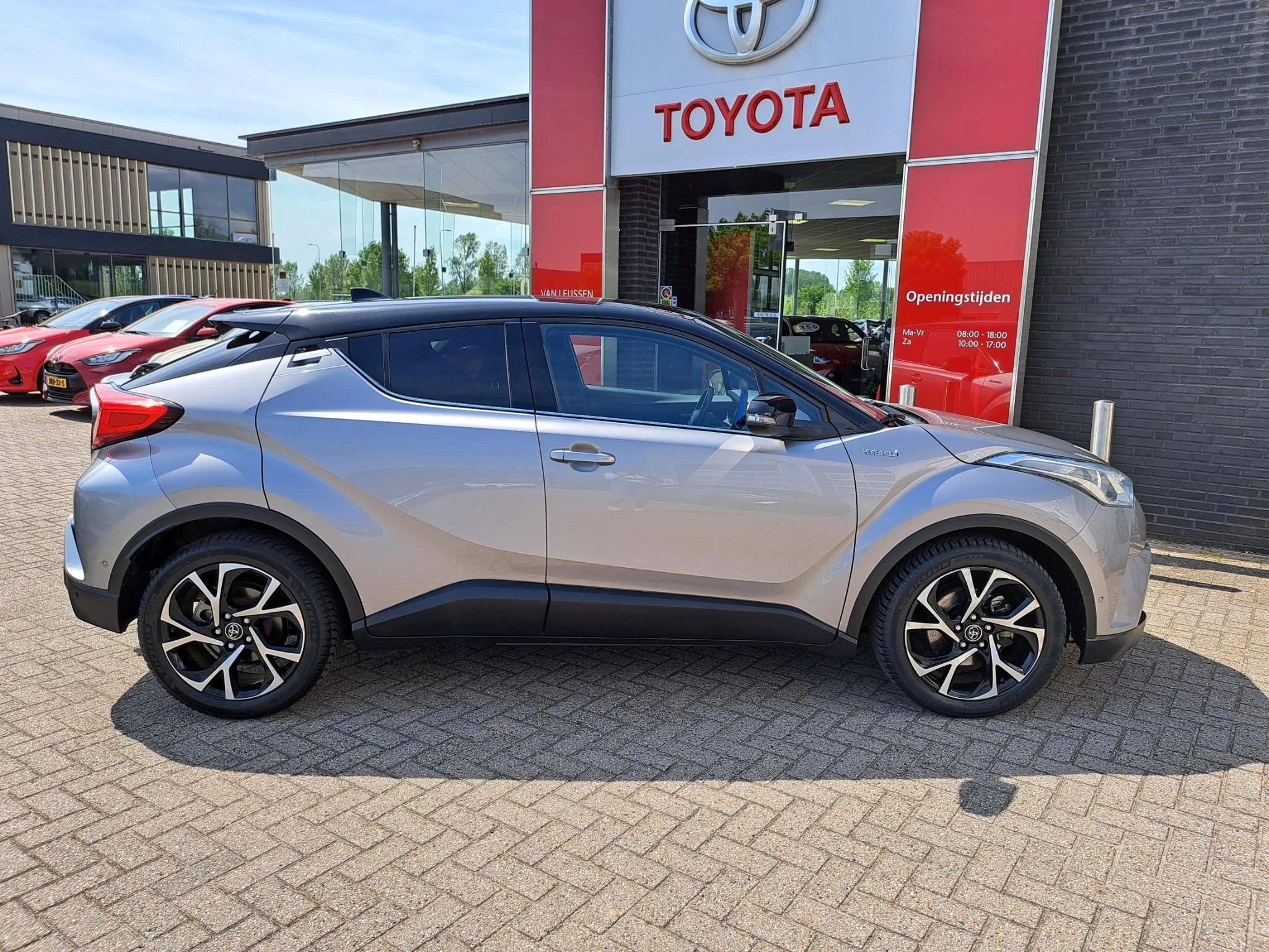Hoofdafbeelding Toyota C-HR