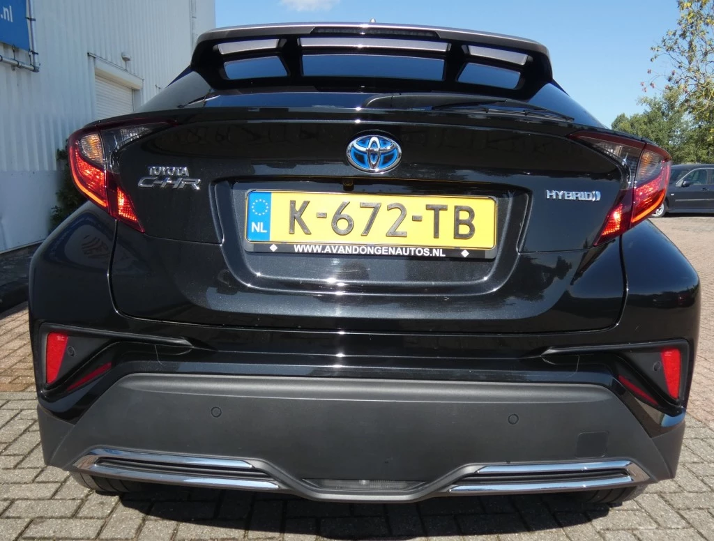 Hoofdafbeelding Toyota C-HR