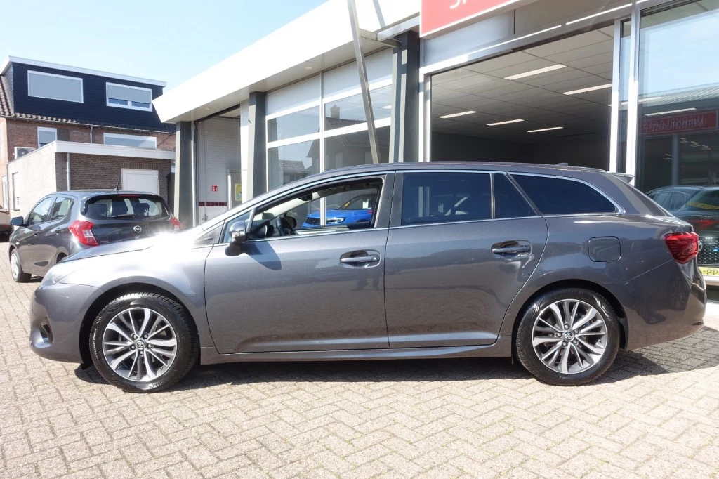 Hoofdafbeelding Toyota Avensis