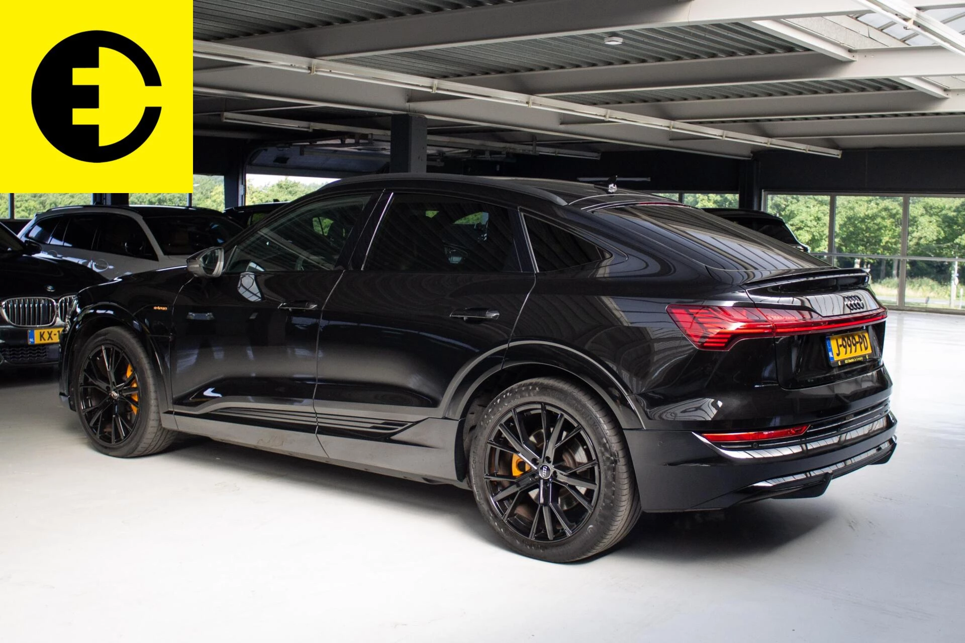 Hoofdafbeelding Audi e-tron