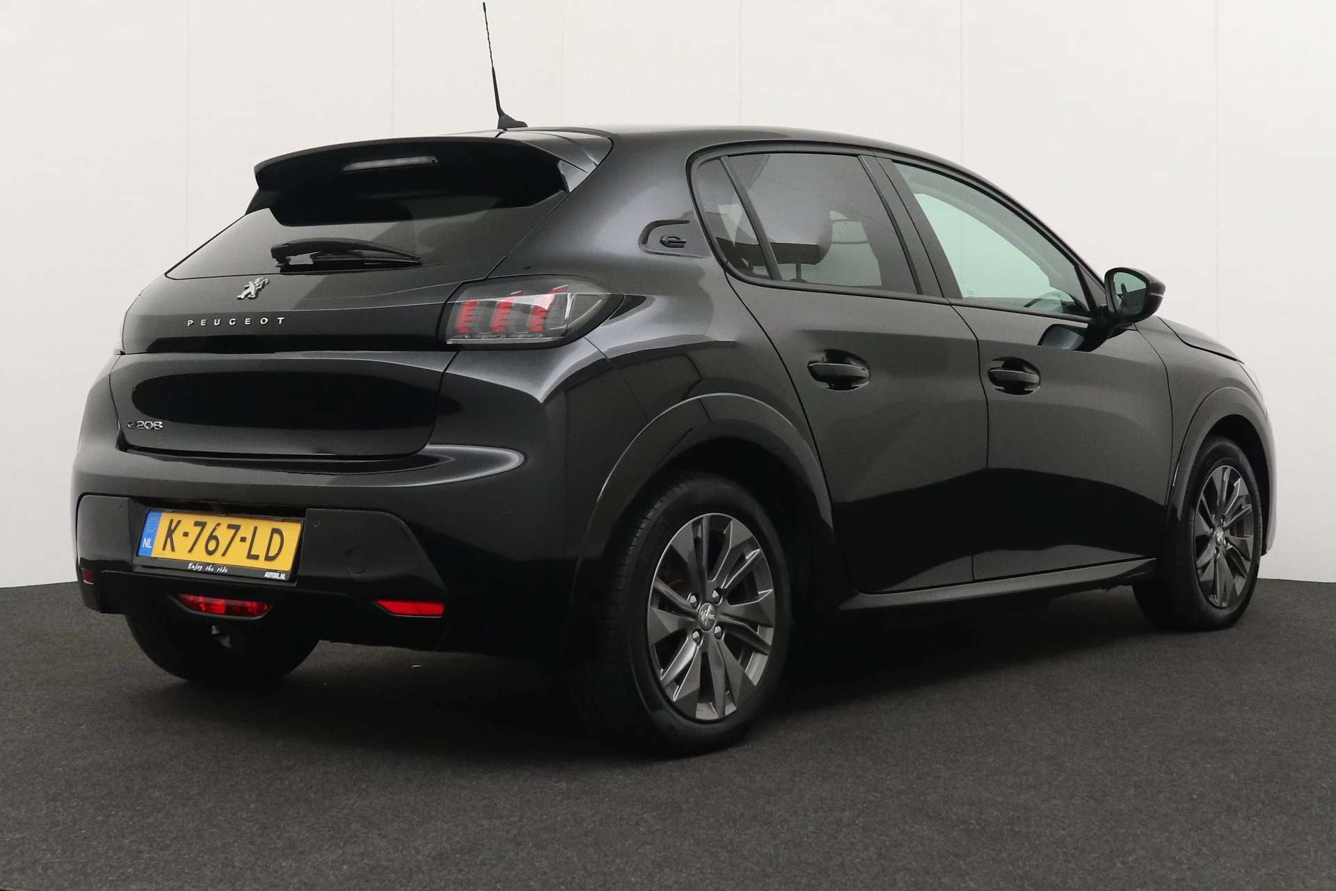 Hoofdafbeelding Peugeot e-208