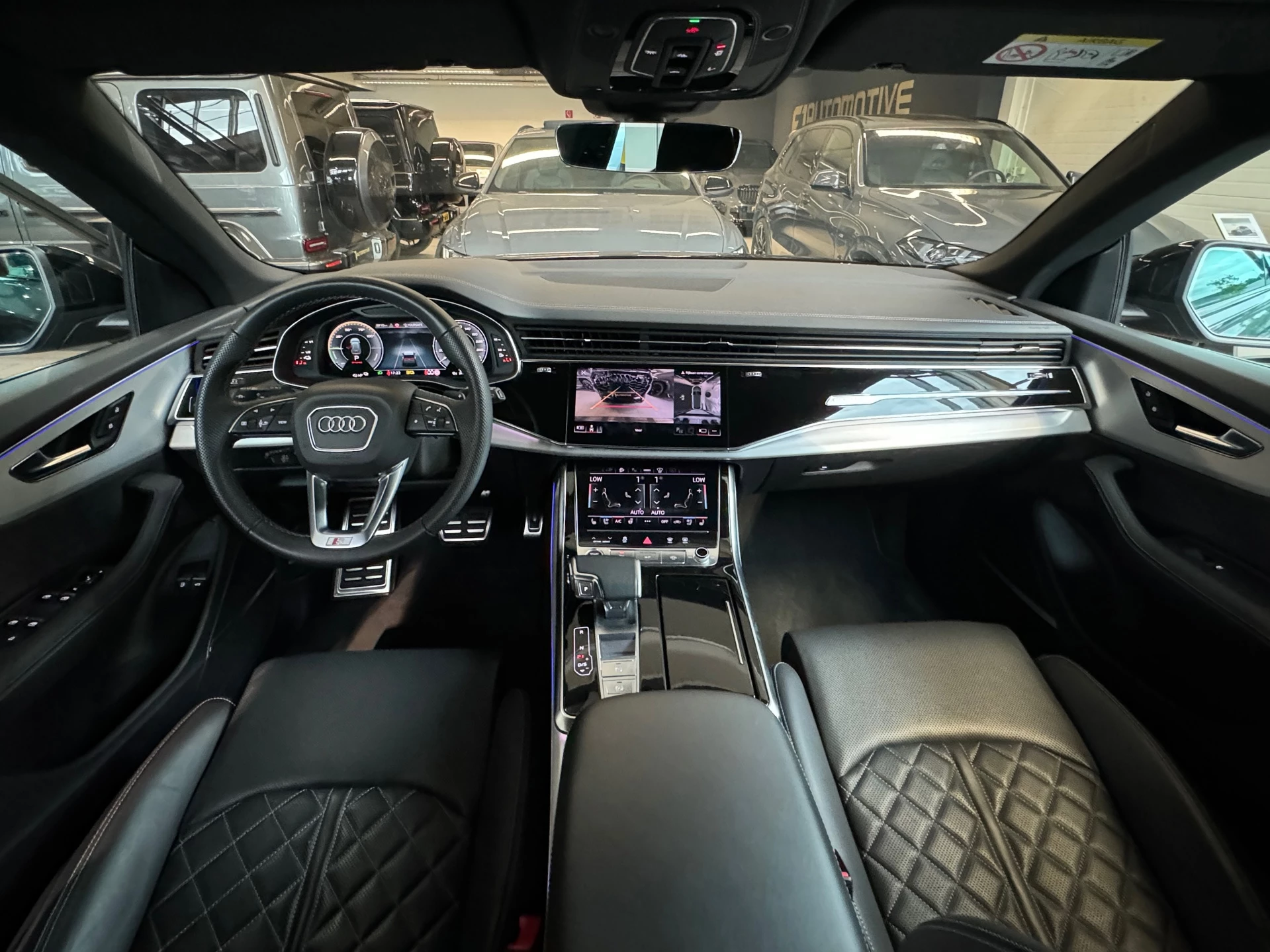 Hoofdafbeelding Audi Q8
