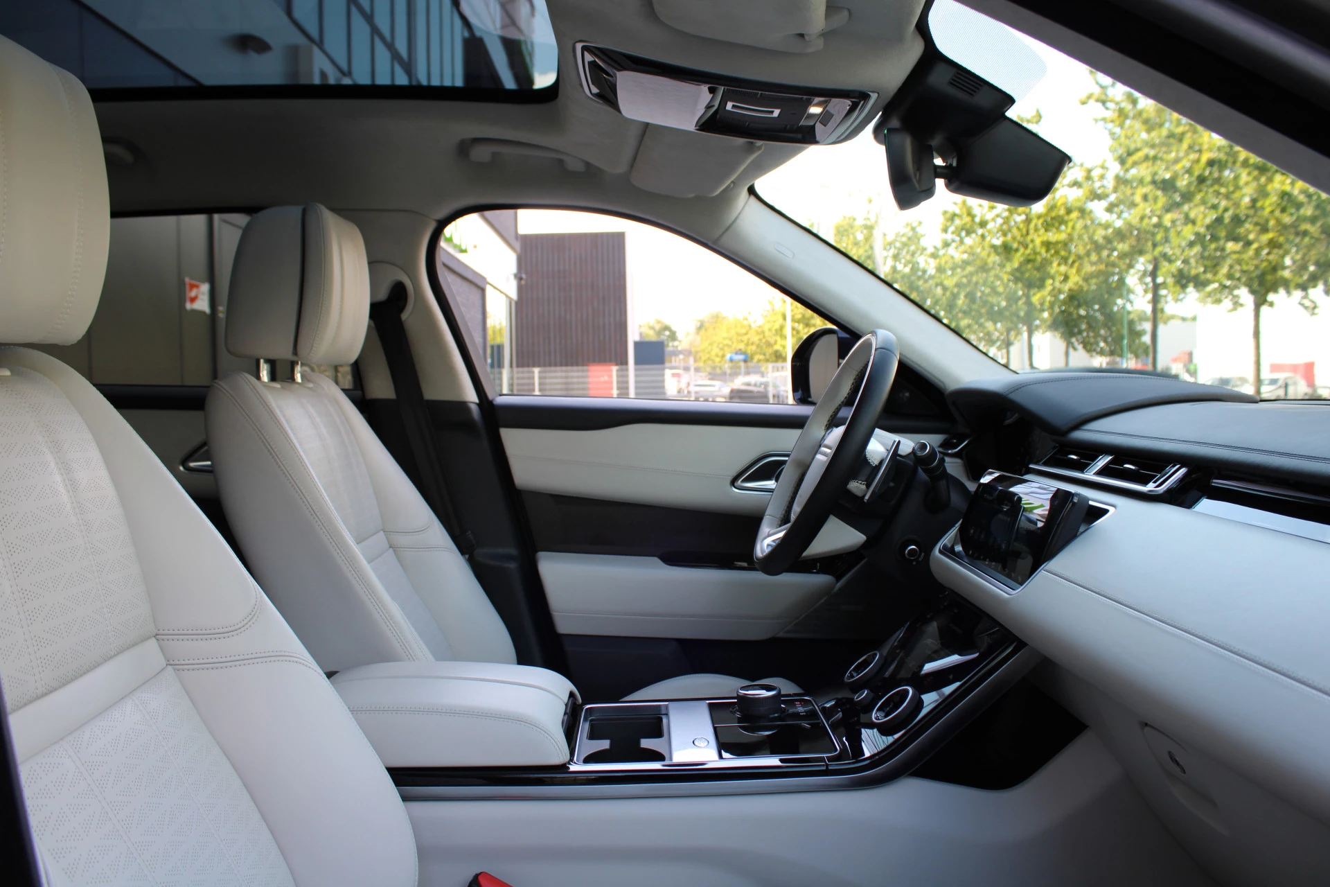 Hoofdafbeelding Land Rover Range Rover Velar