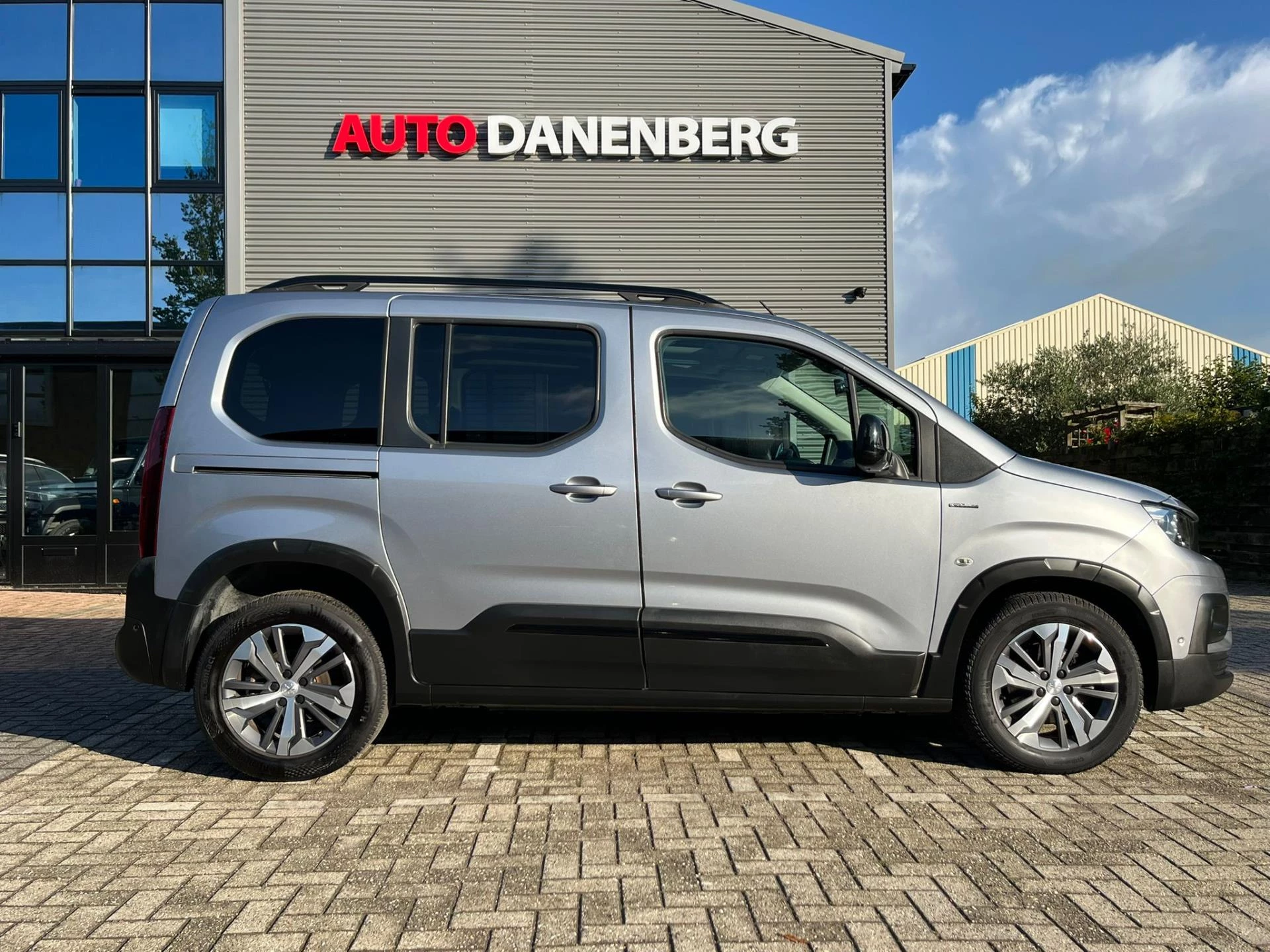 Hoofdafbeelding Peugeot Rifter