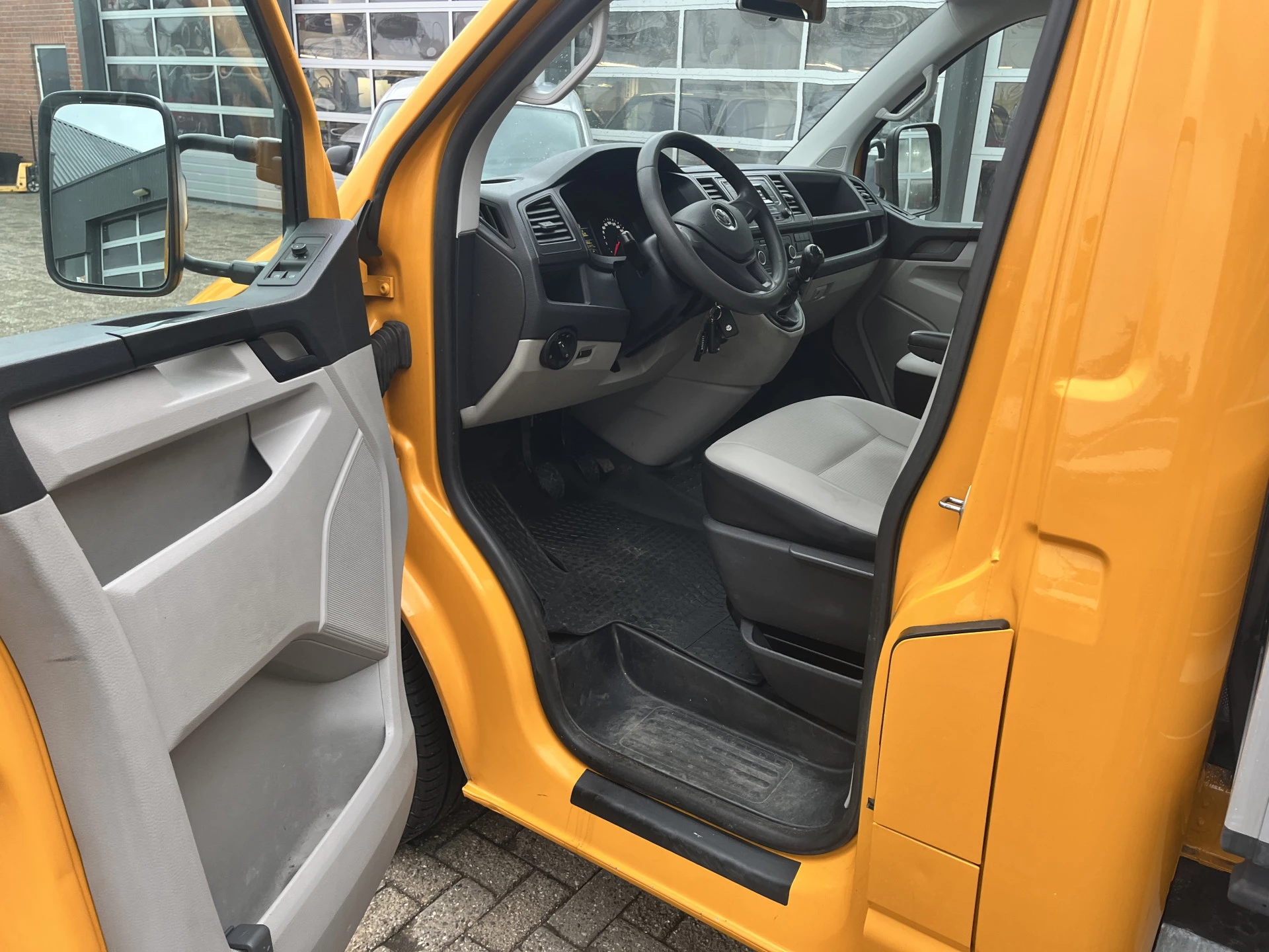 Hoofdafbeelding Volkswagen Transporter