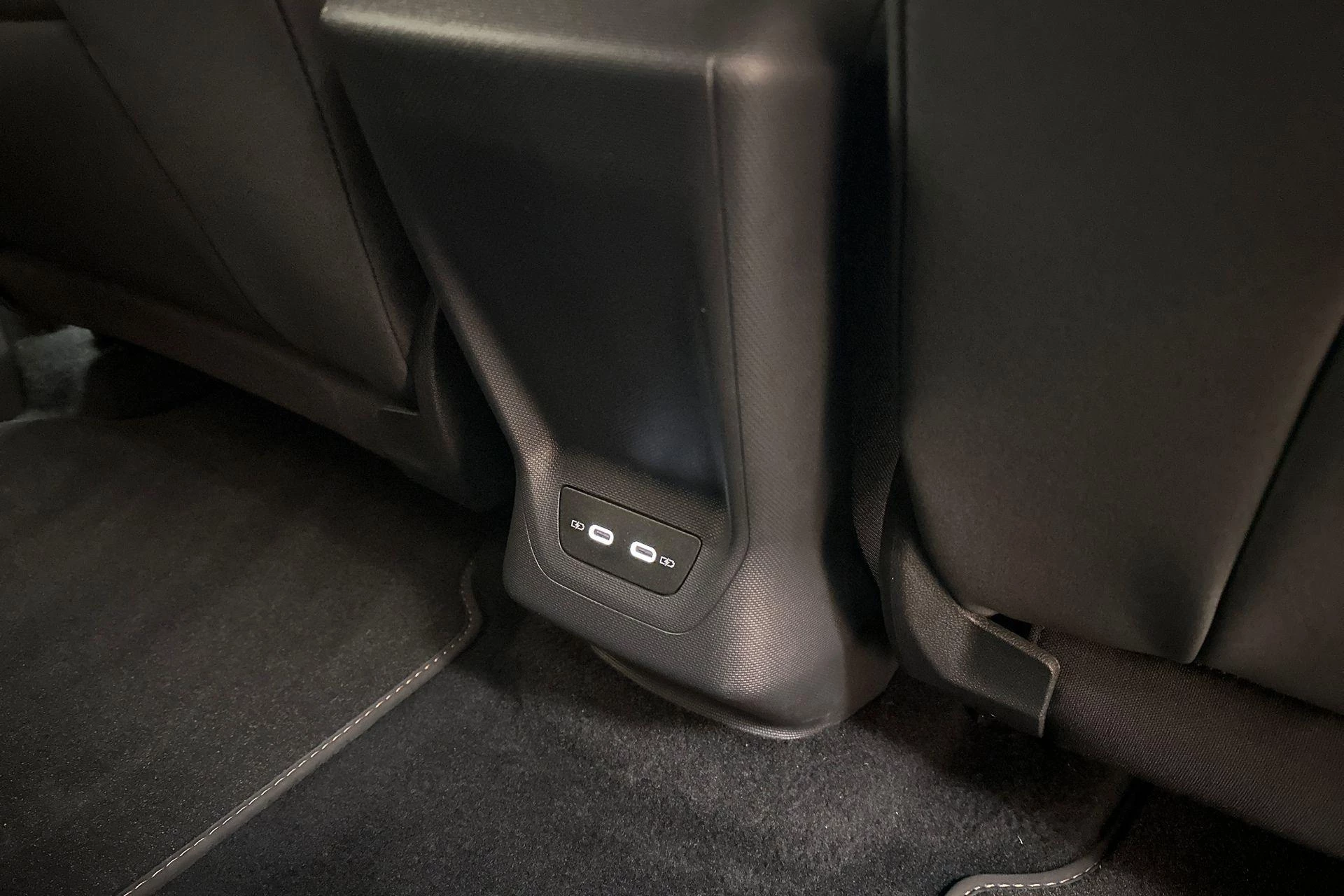 Hoofdafbeelding CUPRA Born