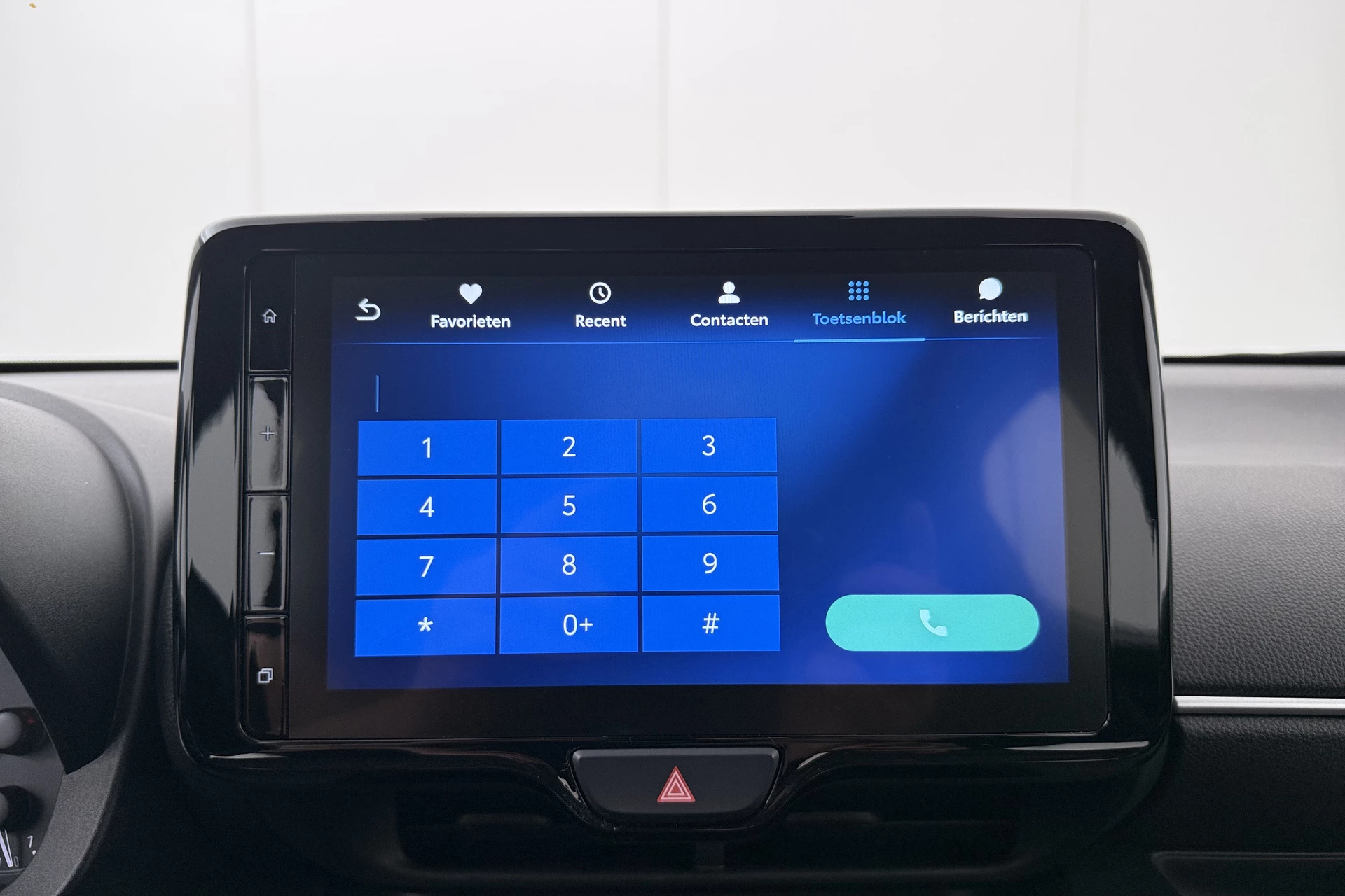 Hoofdafbeelding Mazda 2 Hybrid