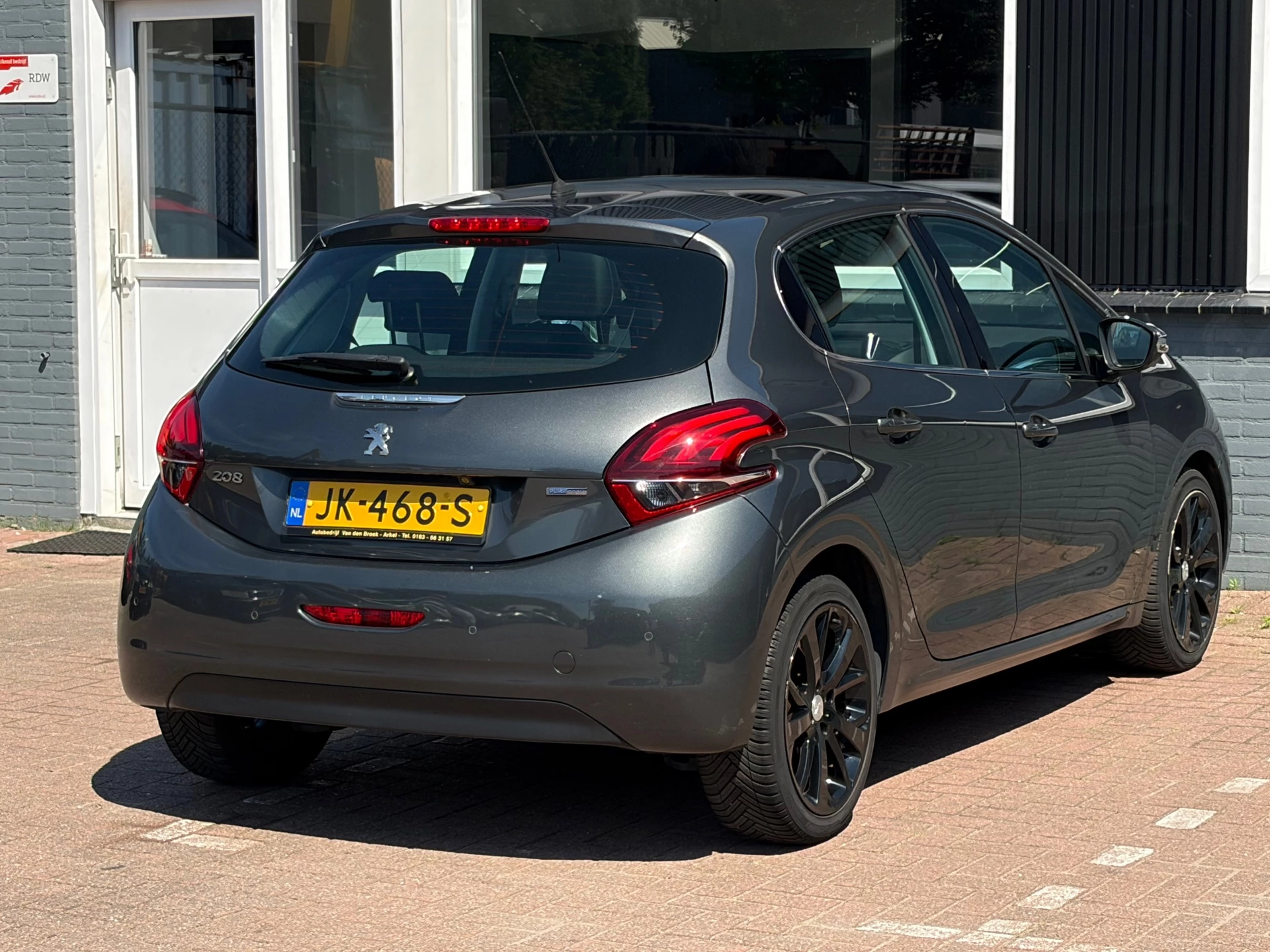Hoofdafbeelding Peugeot 208