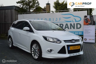 Ford Focus Wagon 1.0 EcoBoost Edition Plus bak defect