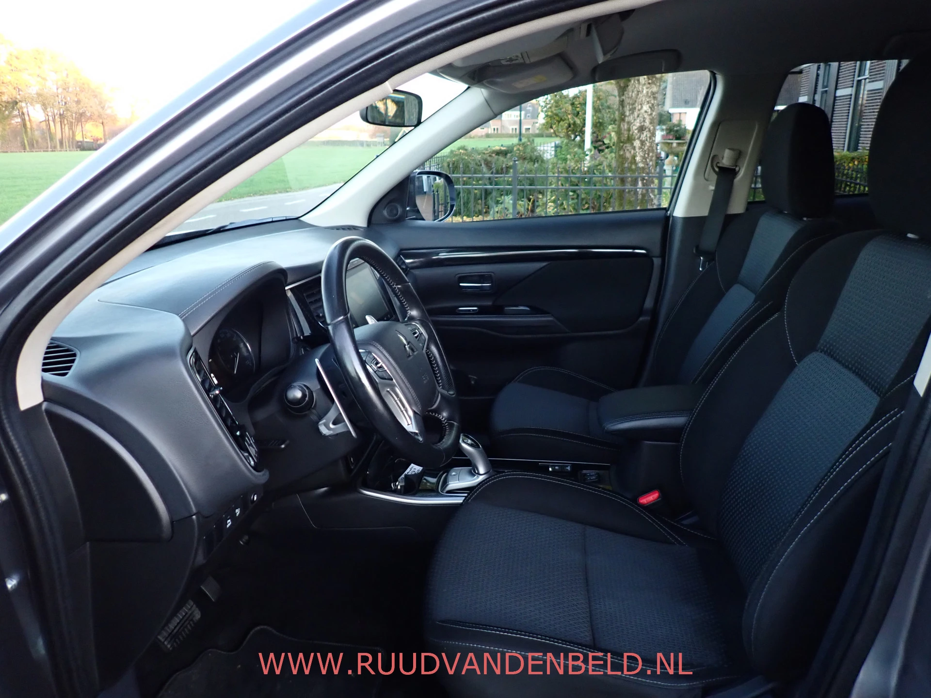 Hoofdafbeelding Mitsubishi Outlander