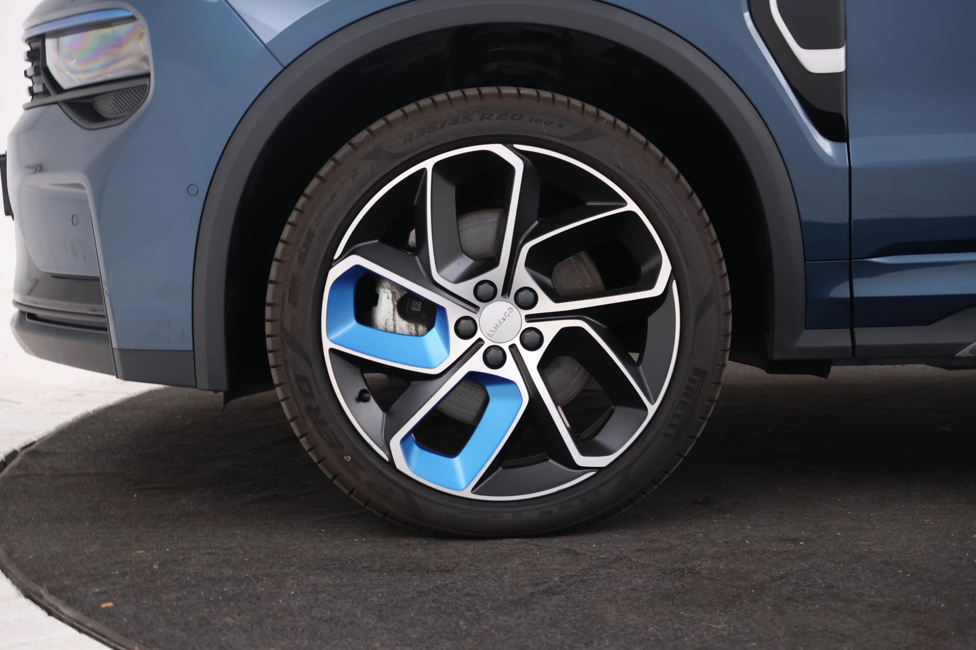 Hoofdafbeelding Lynk & Co 01