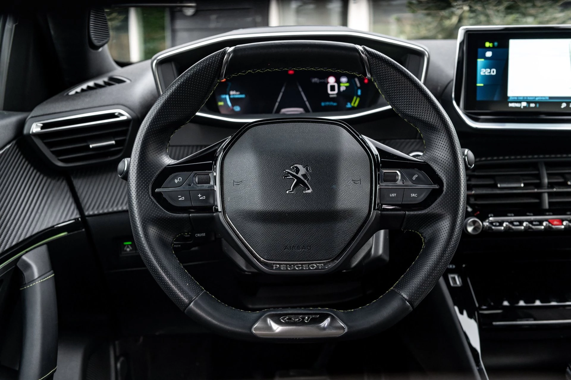 Hoofdafbeelding Peugeot e-2008