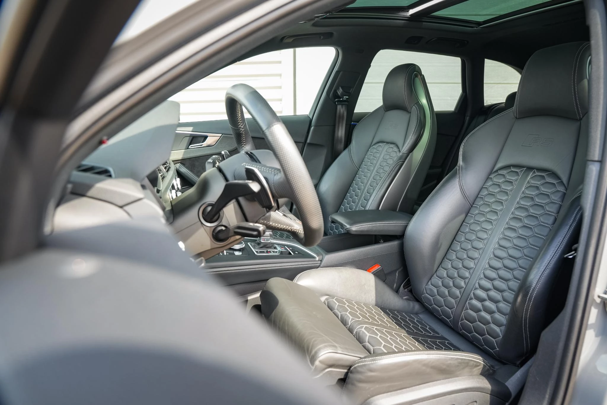 Hoofdafbeelding Audi RS4