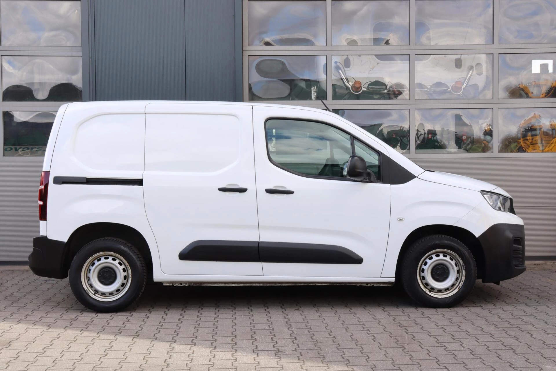 Hoofdafbeelding Peugeot Partner