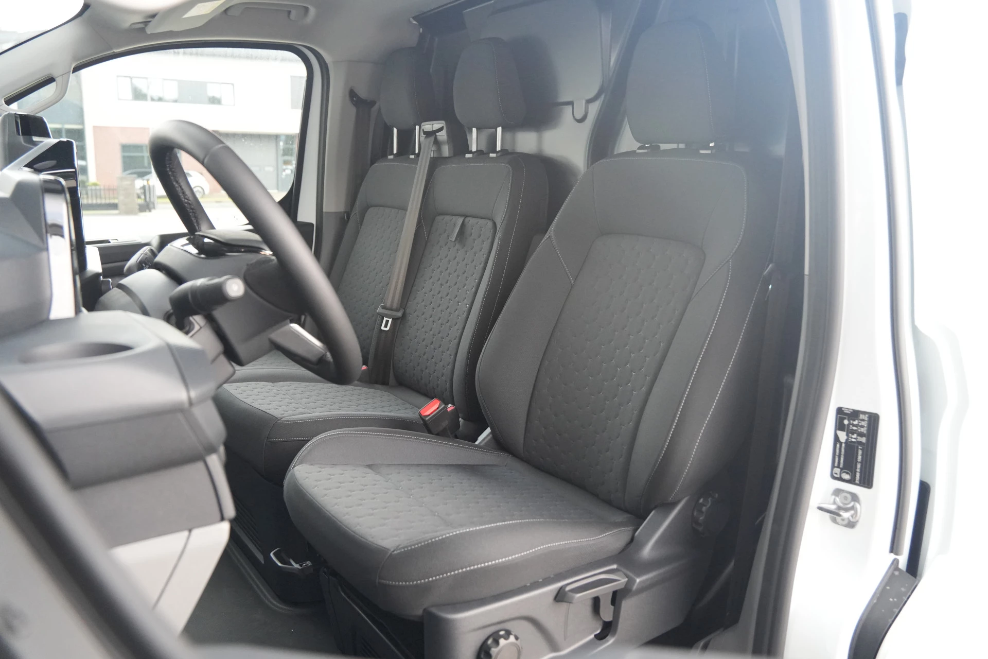 Hoofdafbeelding Ford E-Transit Custom