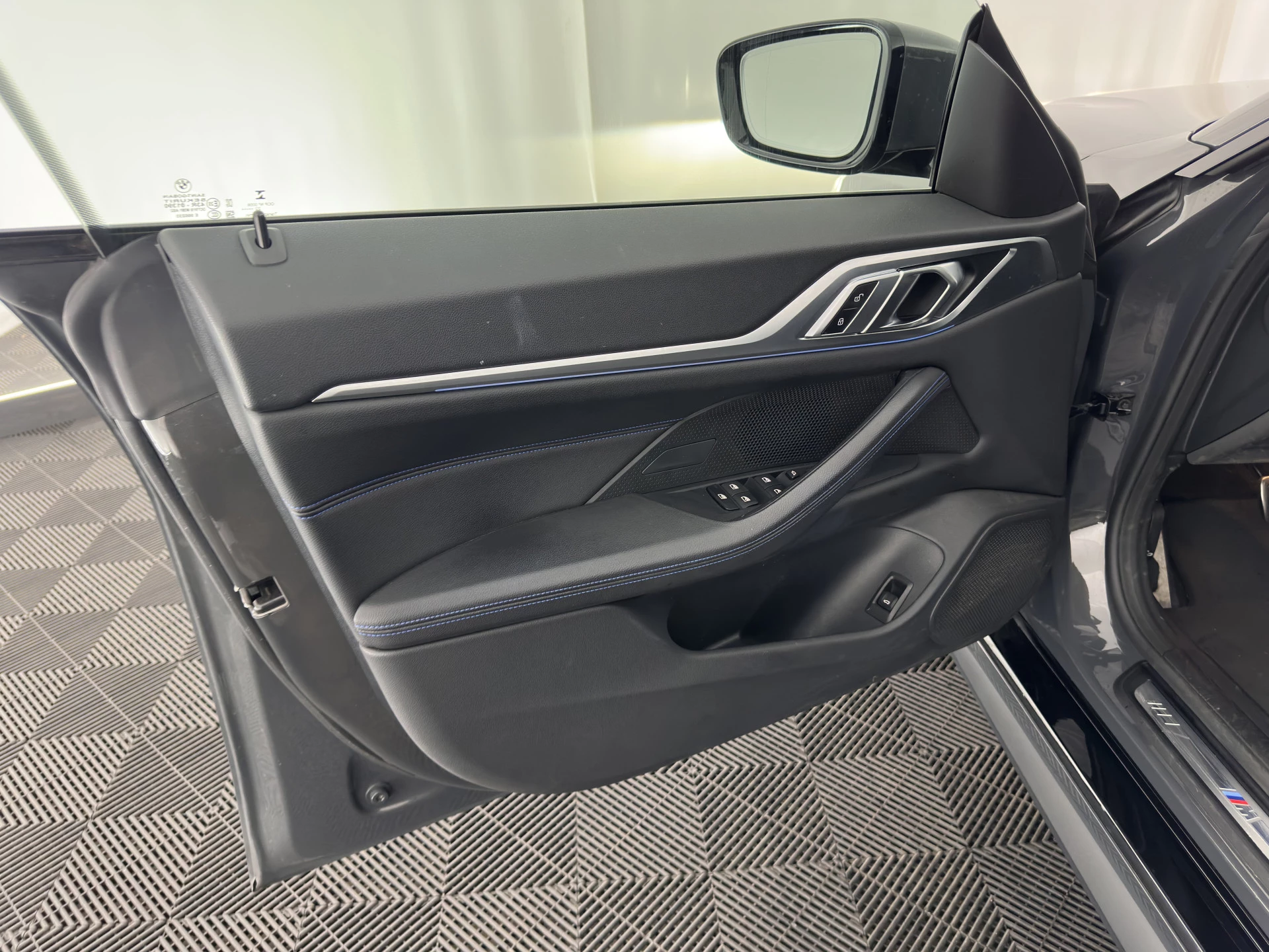 Hoofdafbeelding BMW i4