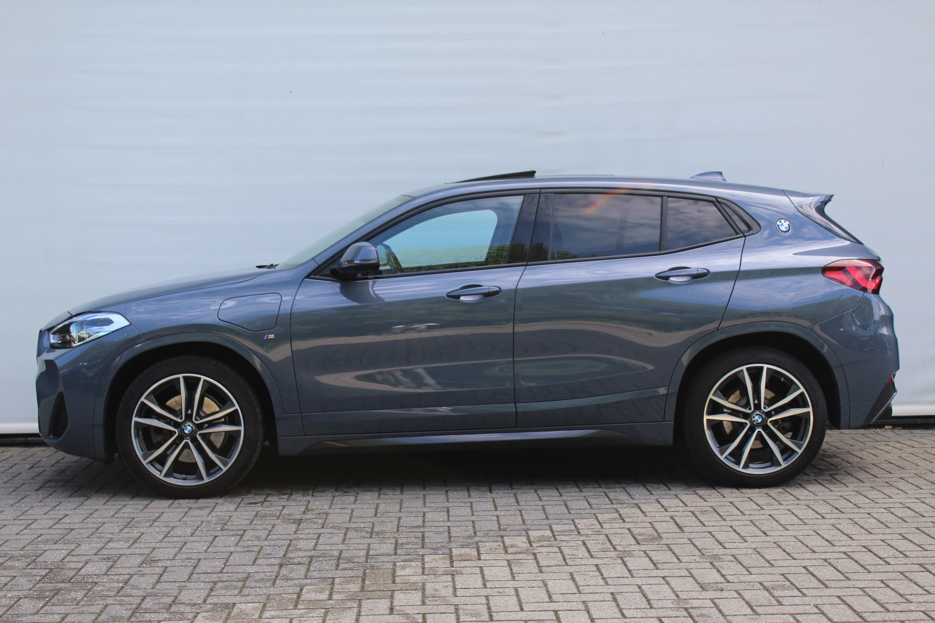 Hoofdafbeelding BMW X2