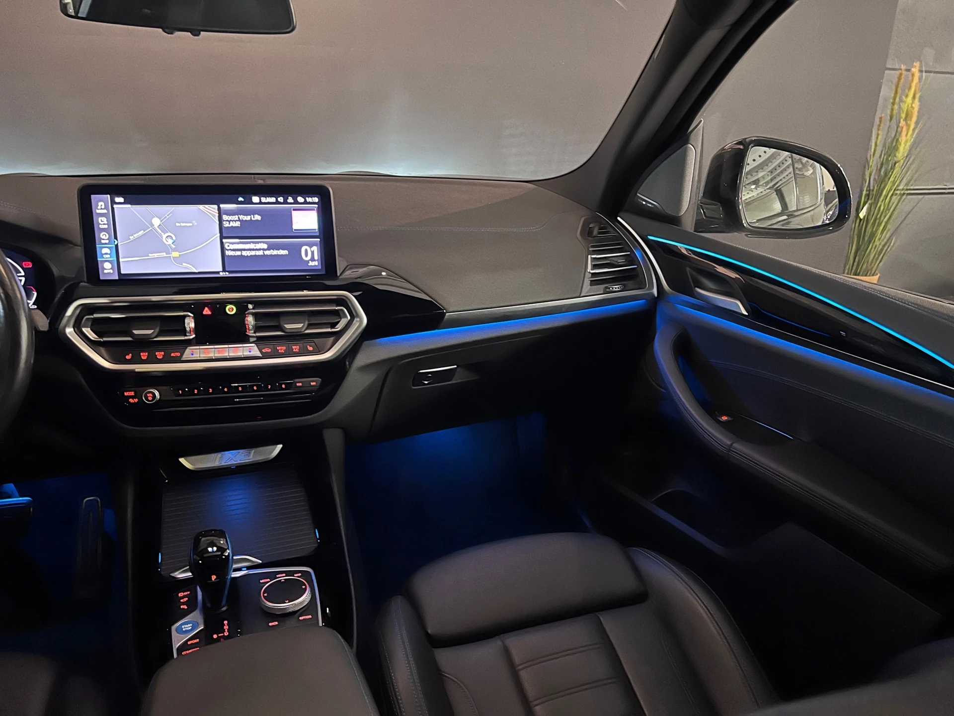 Hoofdafbeelding BMW iX3