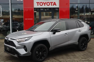 Toyota RAV4 2.5 HYBRID AWD STYLE APPLE/ANDROID LEDER STOEL/STUUR/VOORRUITVERWARM. ELEK. ACHTERKLEP. 1650KG-TREK. CAMERA P-SENSOREN KEYLESS