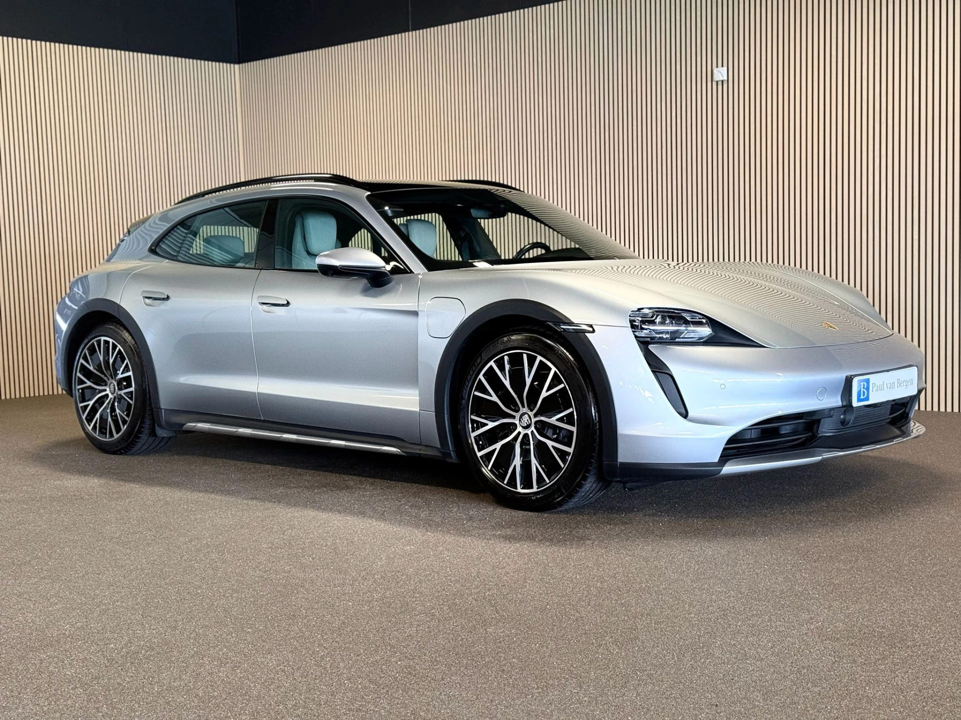Hoofdafbeelding Porsche Taycan