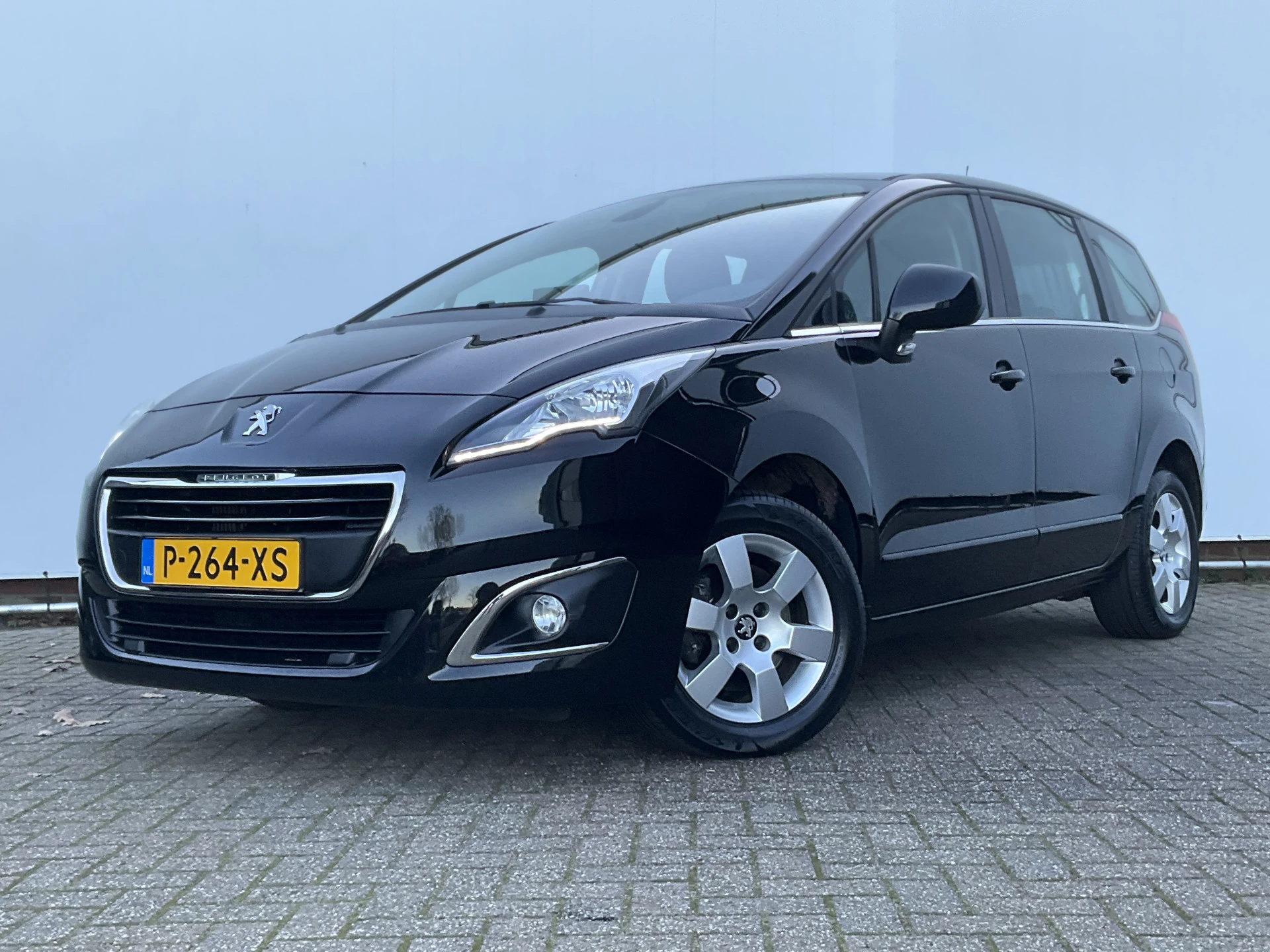 Hoofdafbeelding Peugeot 5008