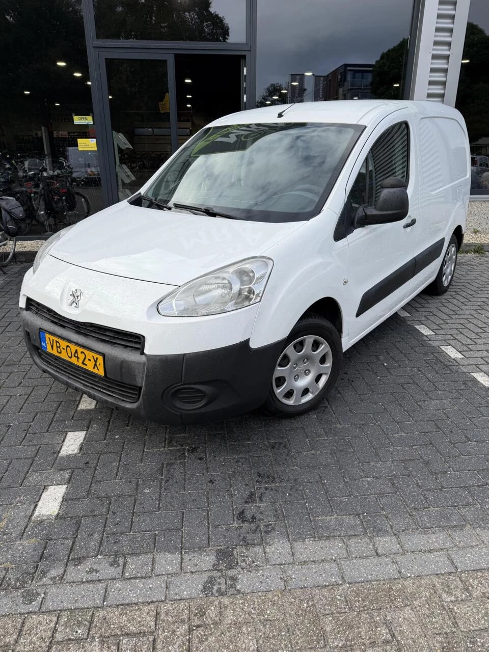 Hoofdafbeelding Peugeot Partner