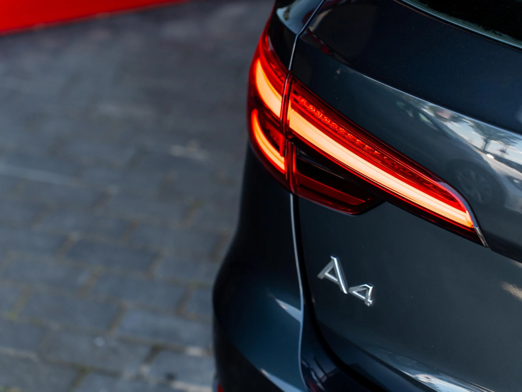 Hoofdafbeelding Audi A4