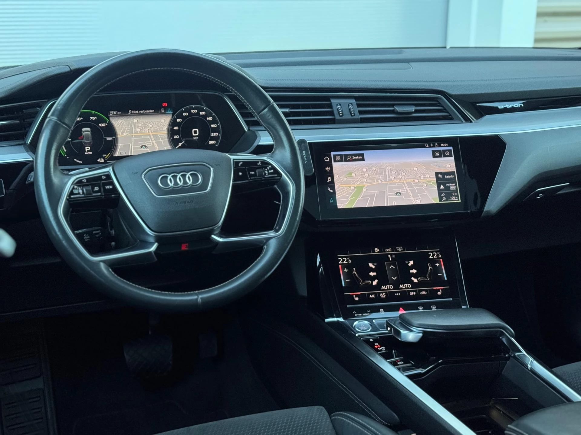 Hoofdafbeelding Audi e-tron