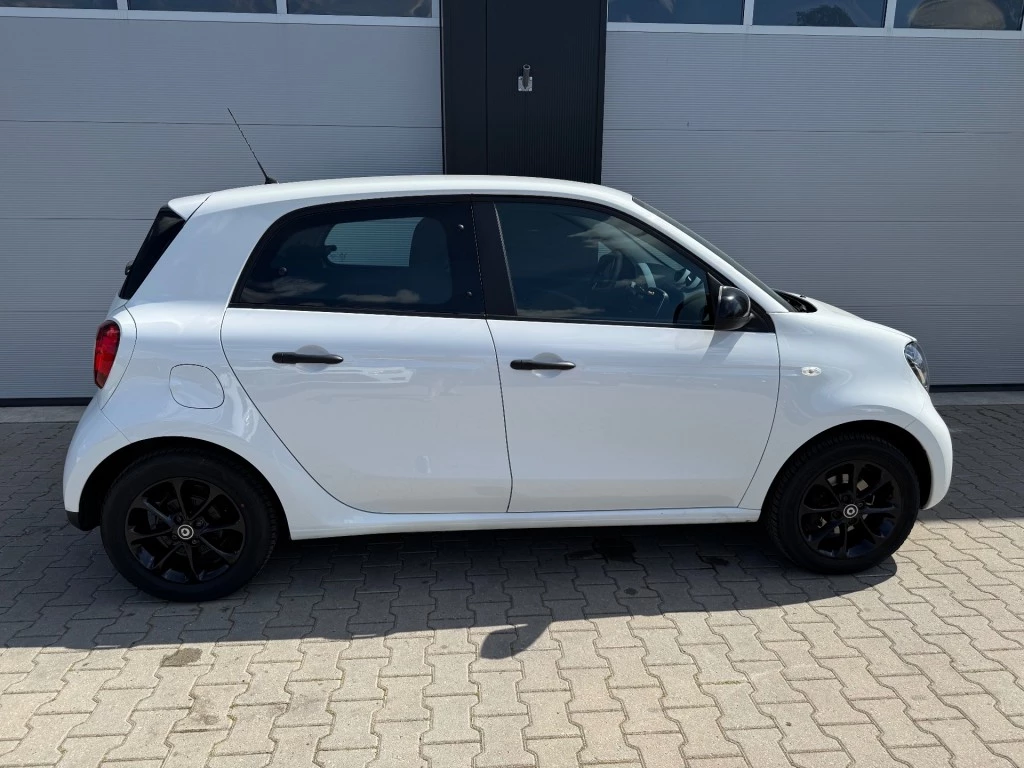 Hoofdafbeelding Smart Forfour