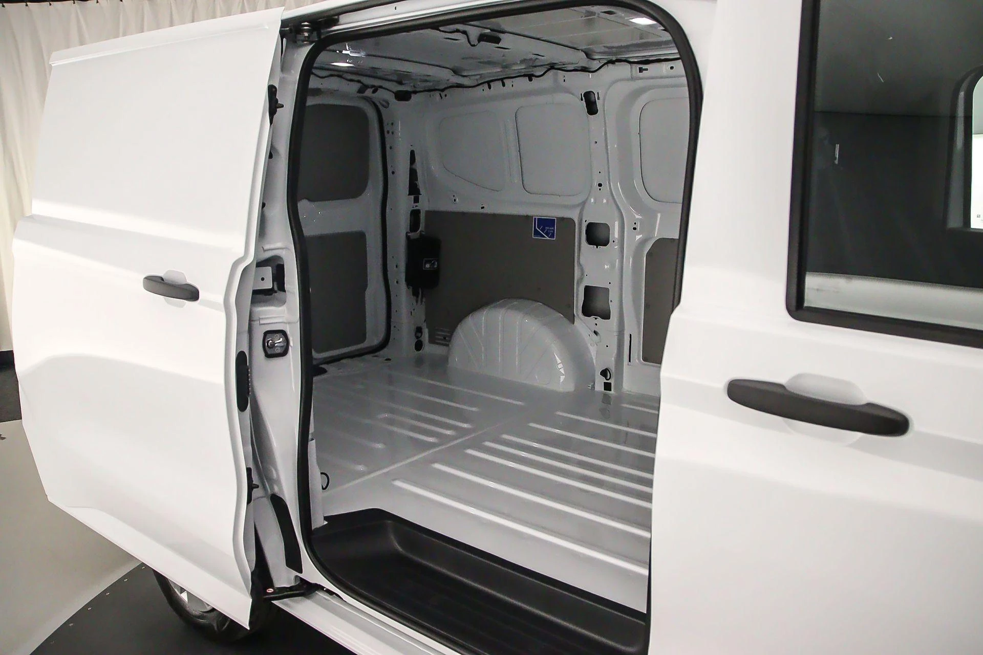Hoofdafbeelding Volkswagen eTransporter