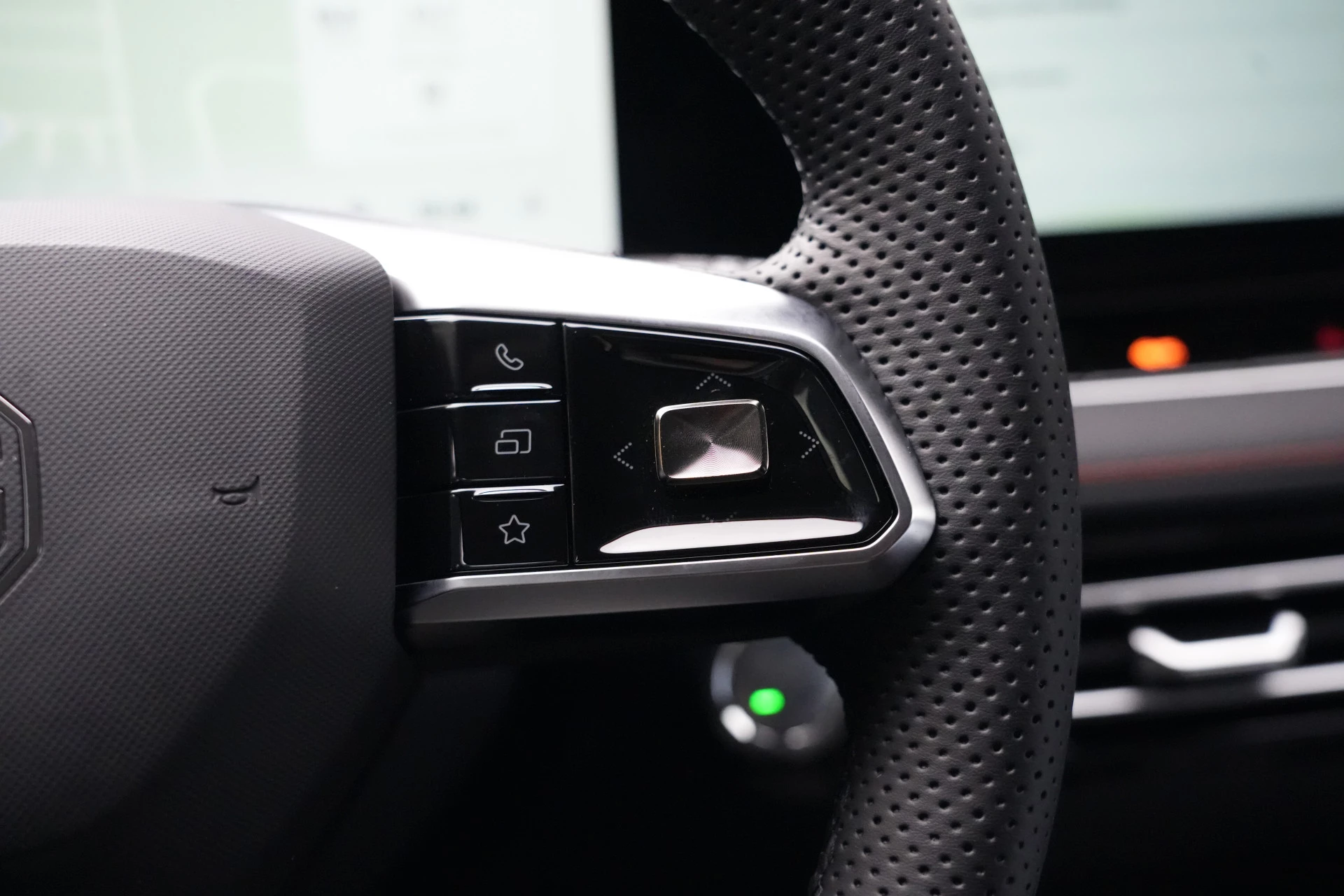 Hoofdafbeelding MG HS