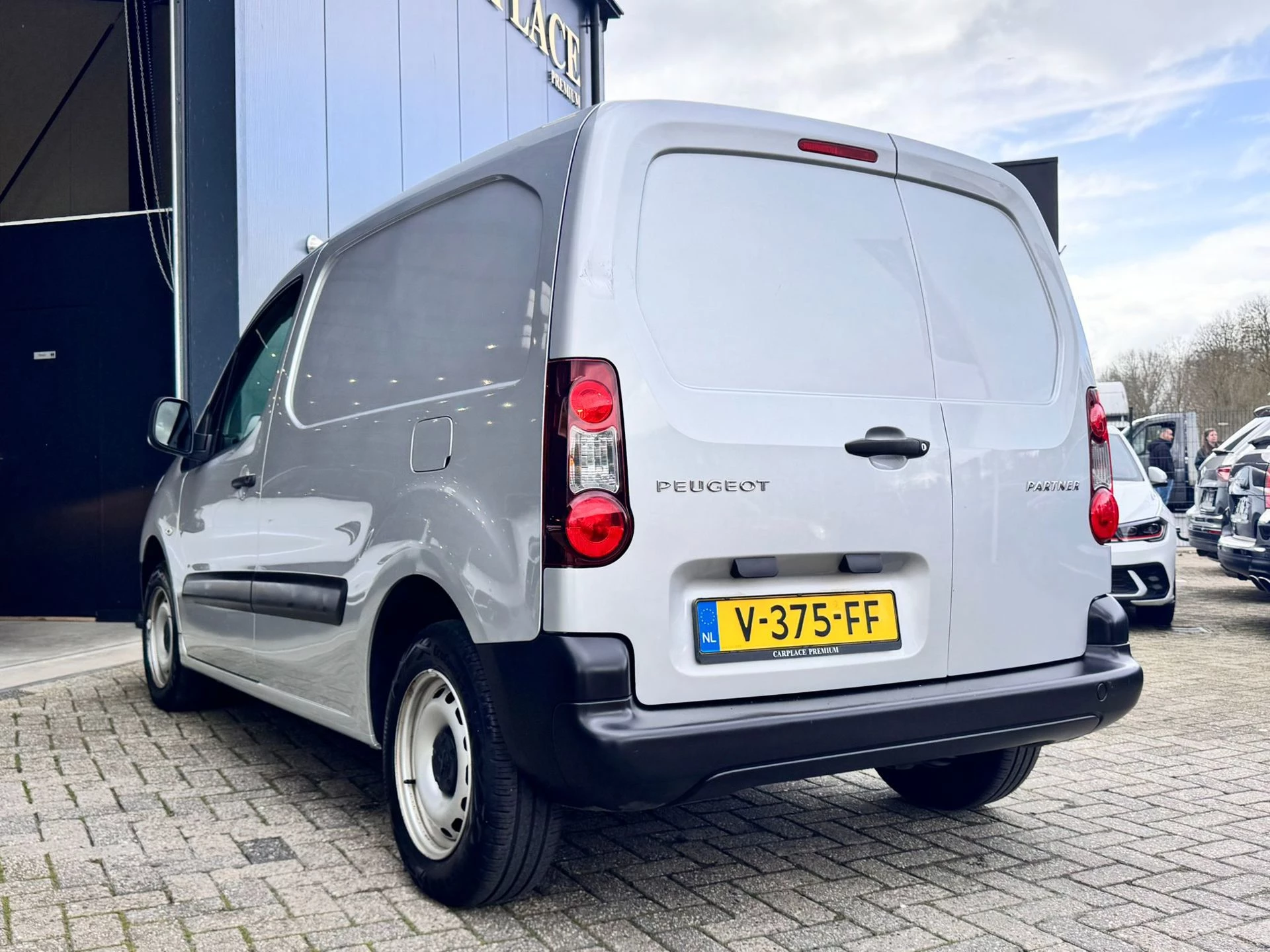 Hoofdafbeelding Peugeot Partner