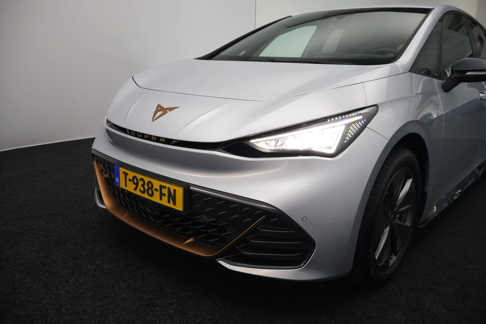 Hoofdafbeelding CUPRA Born