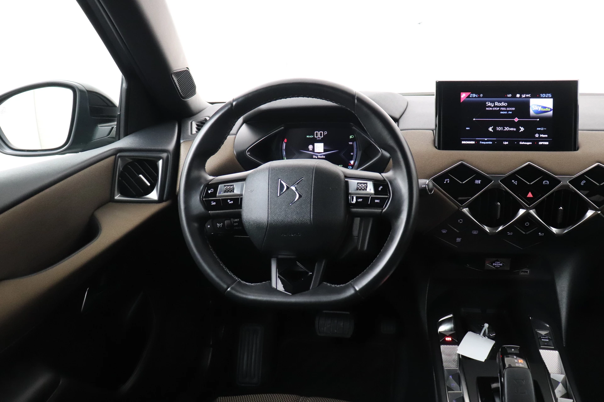 Hoofdafbeelding DS DS 3