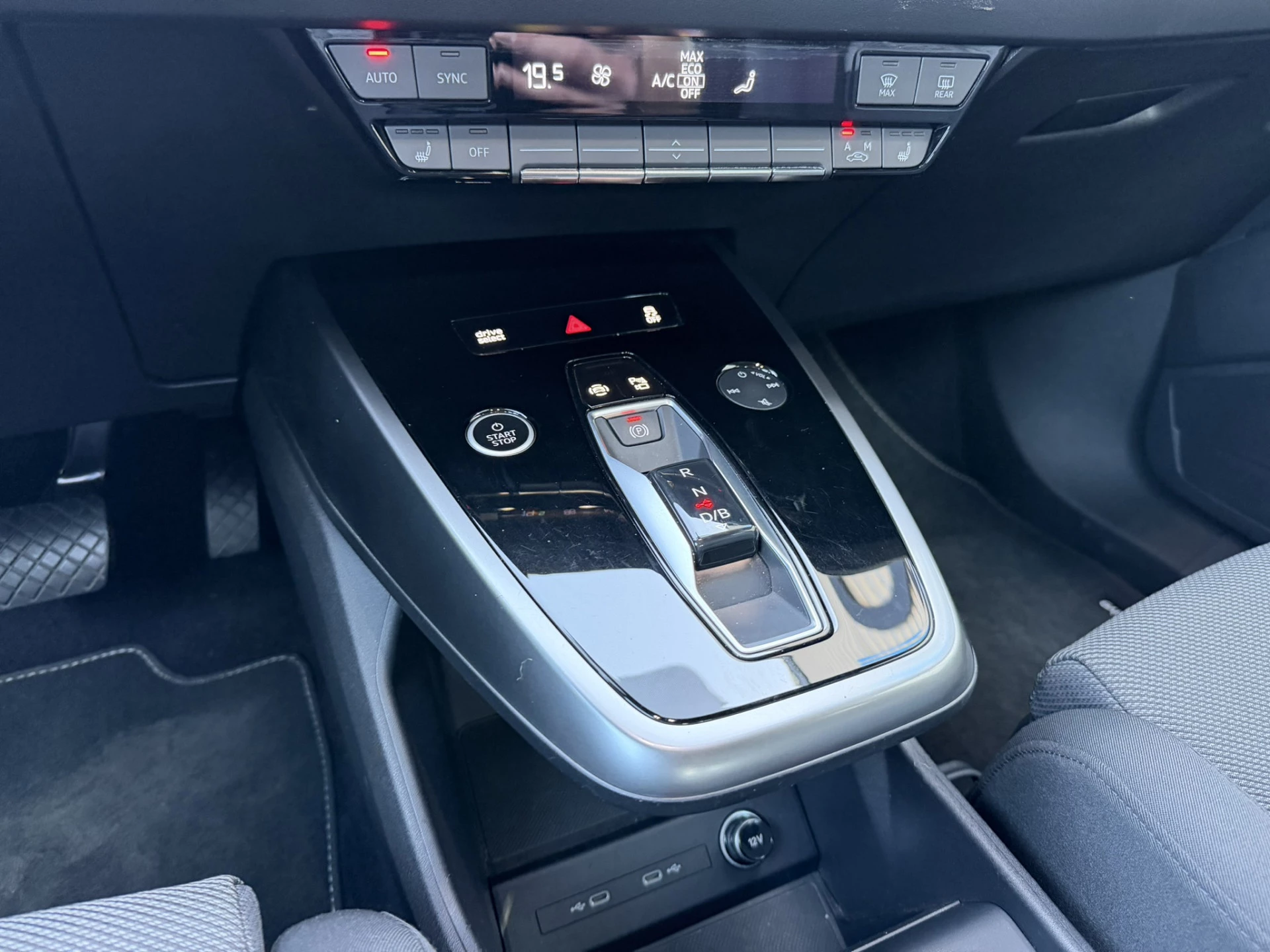 Hoofdafbeelding Audi Q4 Sportback e-tron