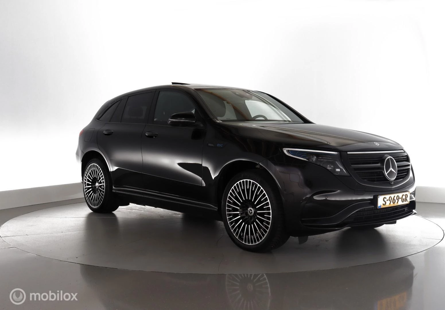 Hoofdafbeelding Mercedes-Benz EQC