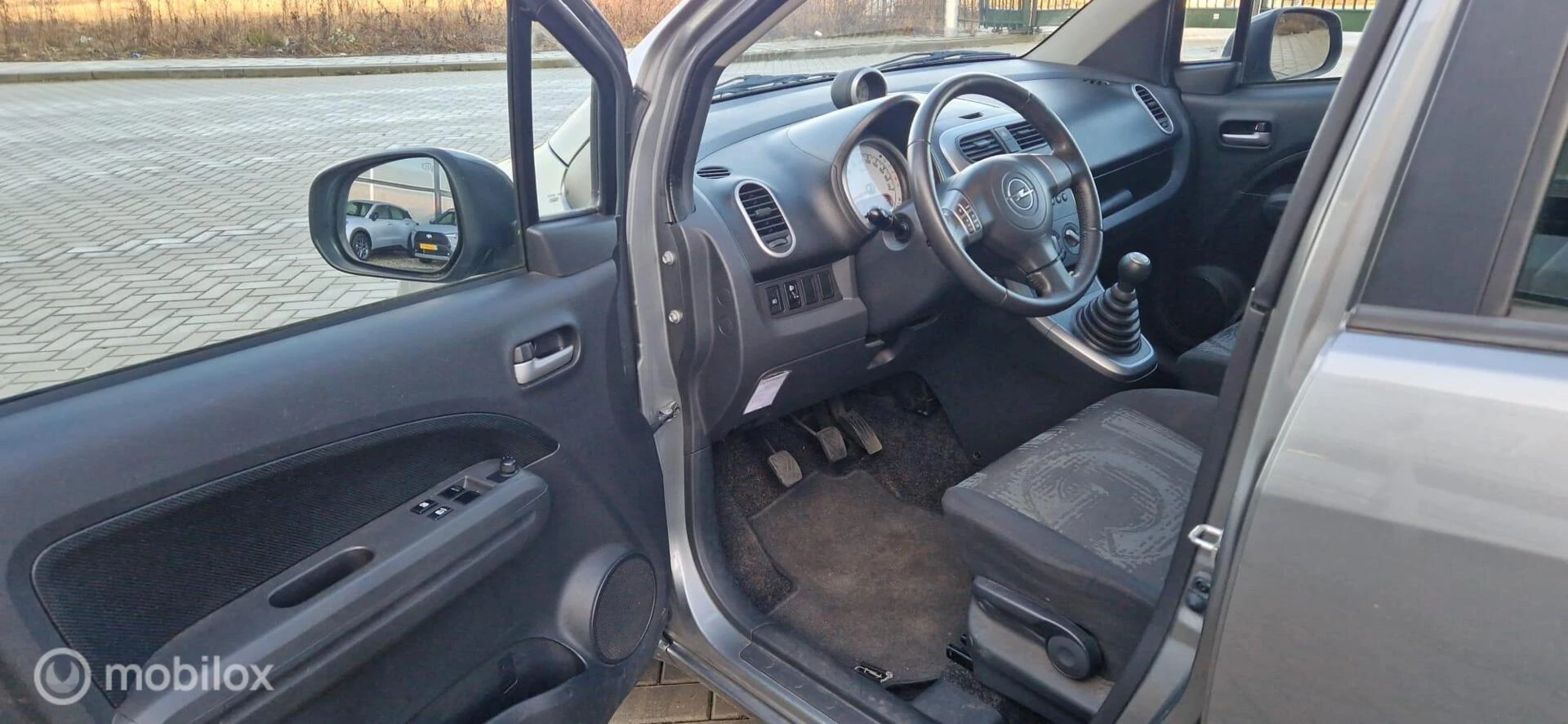 Hoofdafbeelding Opel Agila