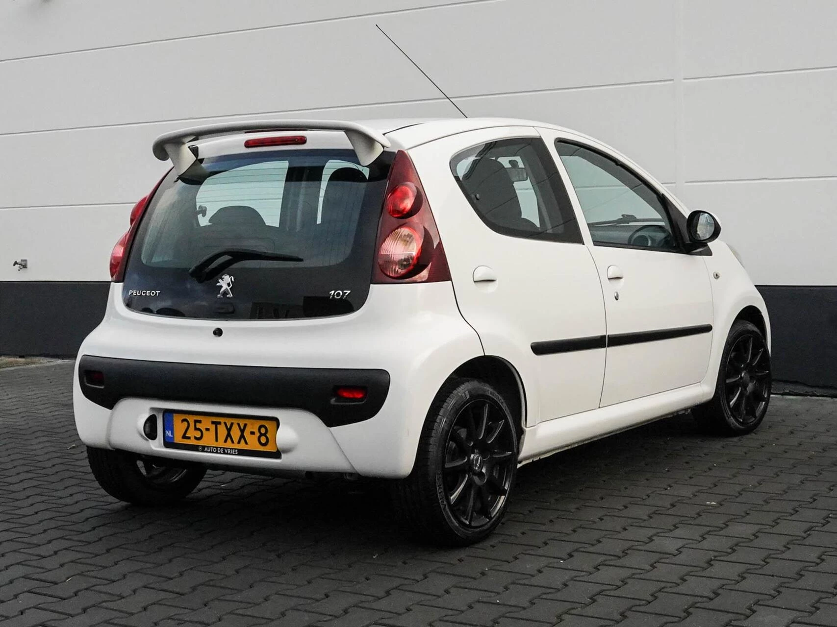 Hoofdafbeelding Peugeot 107