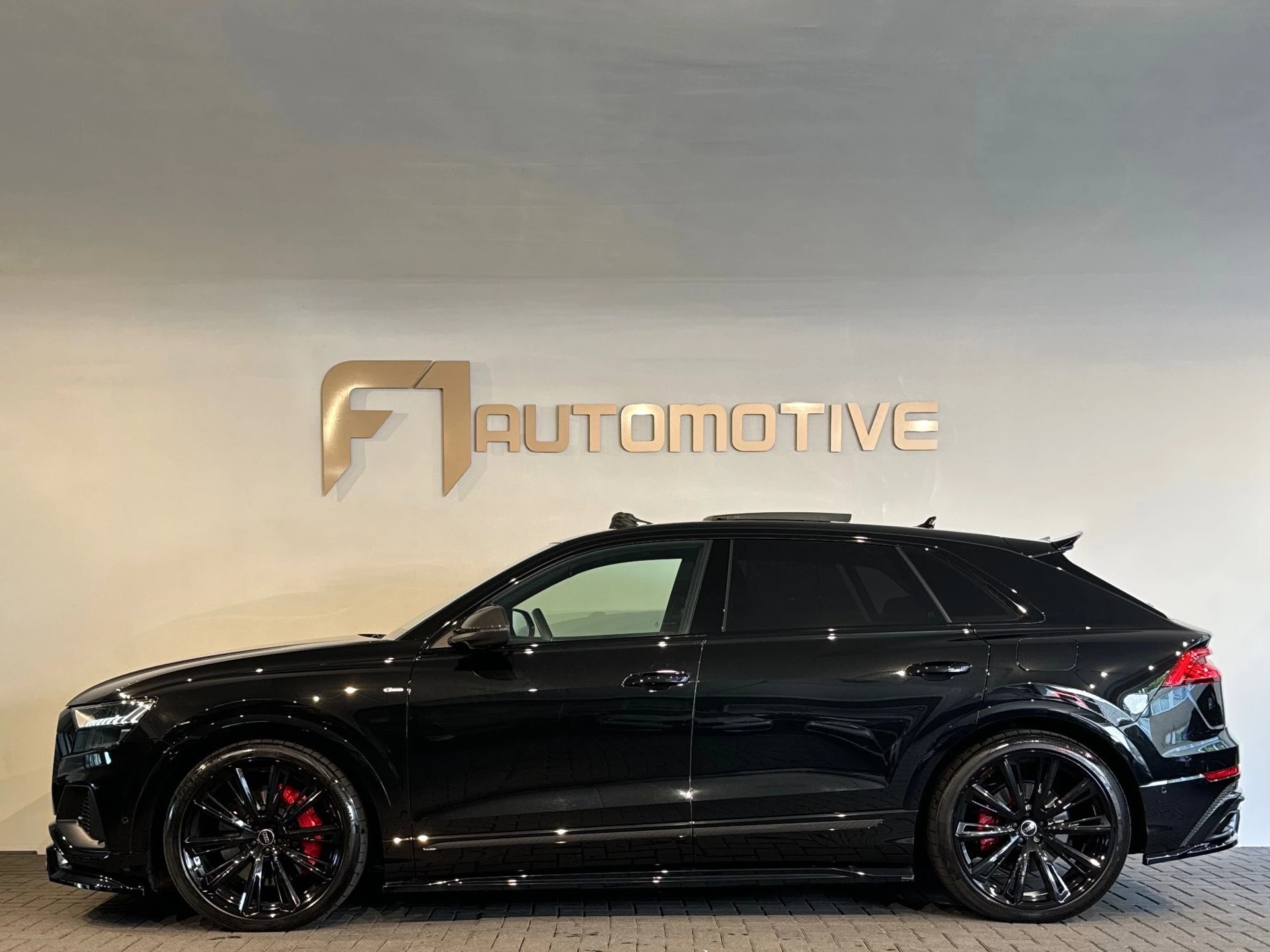 Hoofdafbeelding Audi Q8