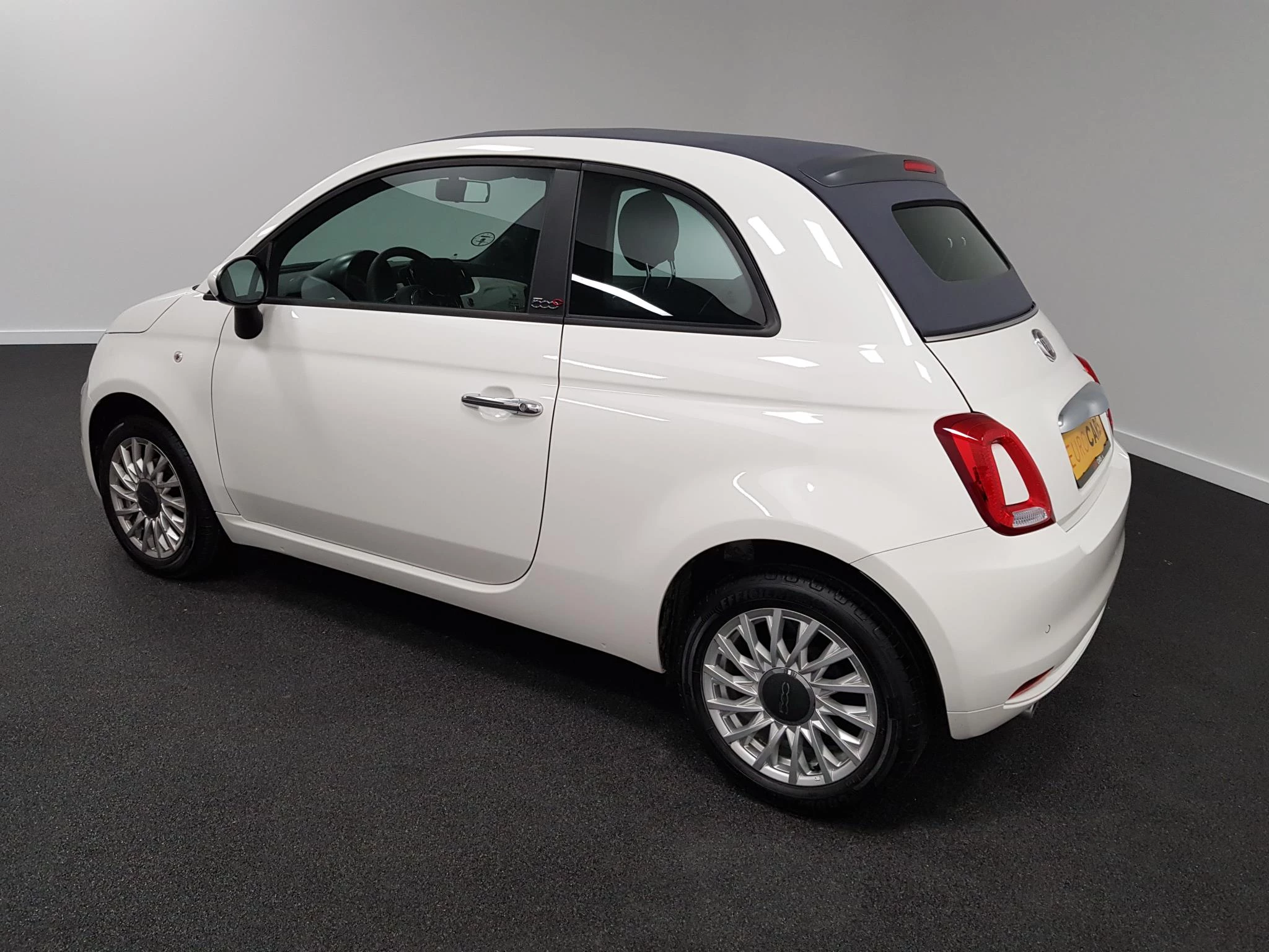 Hoofdafbeelding Fiat 500C