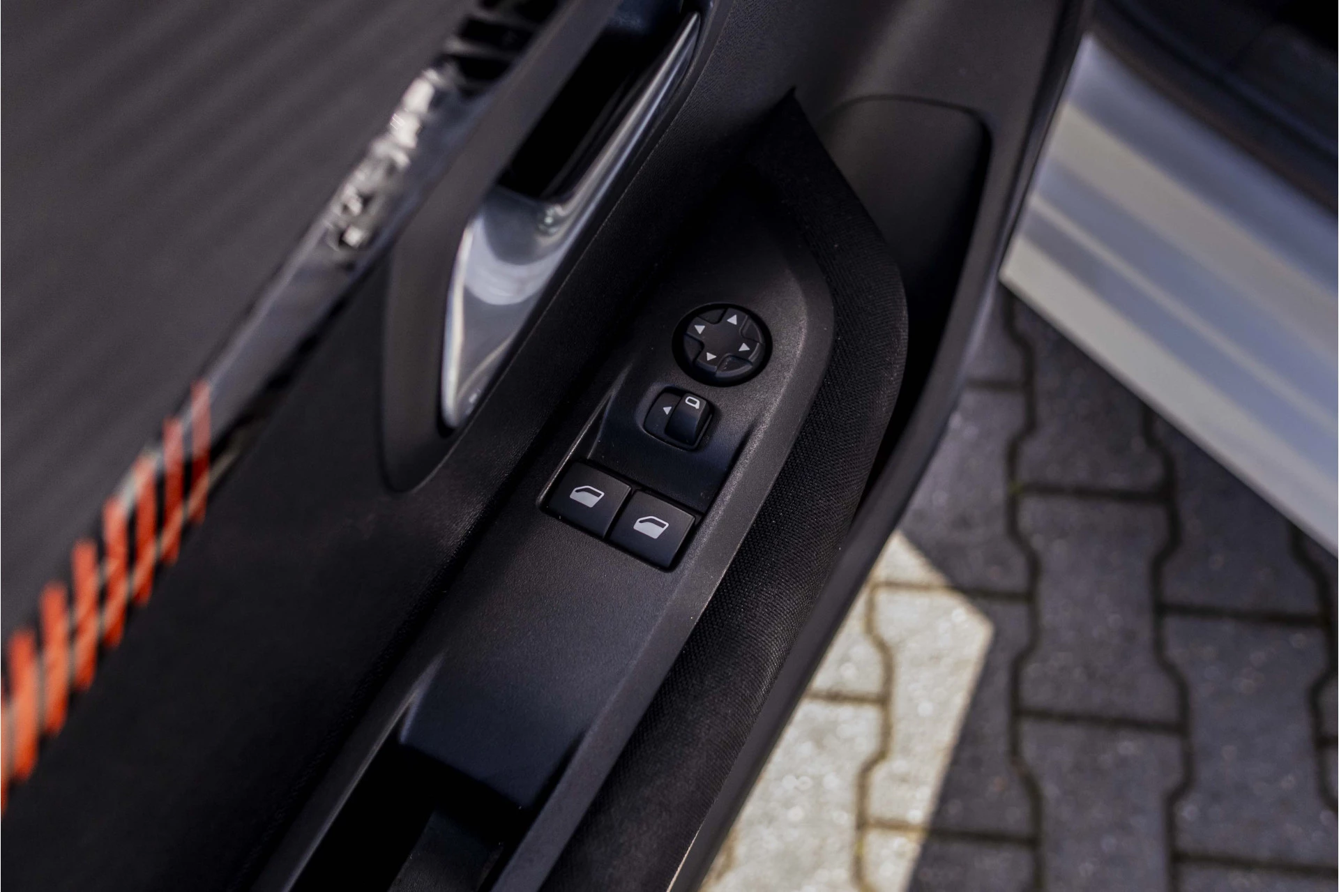 Hoofdafbeelding Peugeot e-208