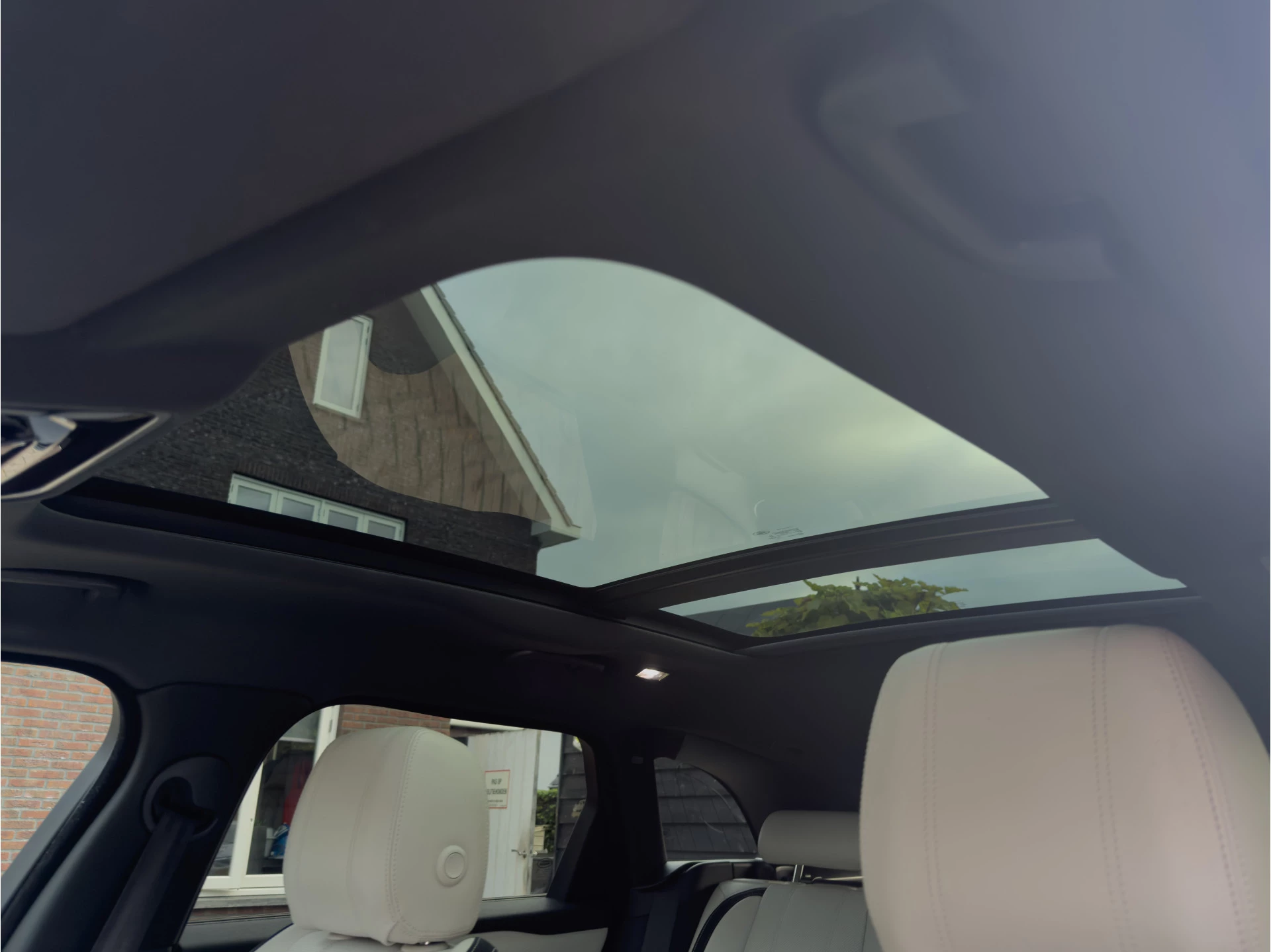 Hoofdafbeelding Land Rover Range Rover Velar