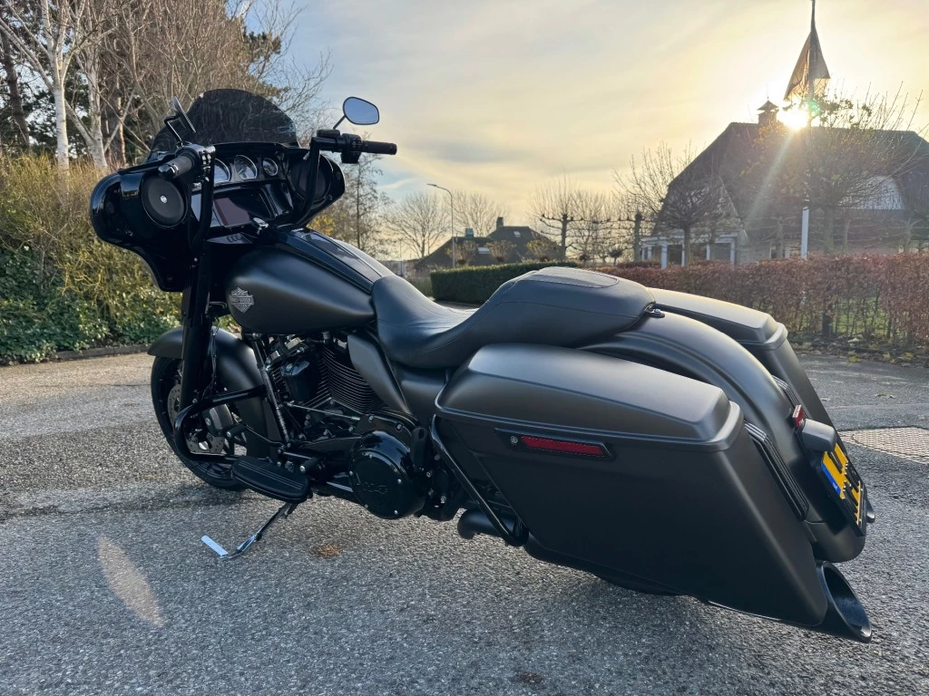 Hoofdafbeelding Harley-Davidson Street Glide