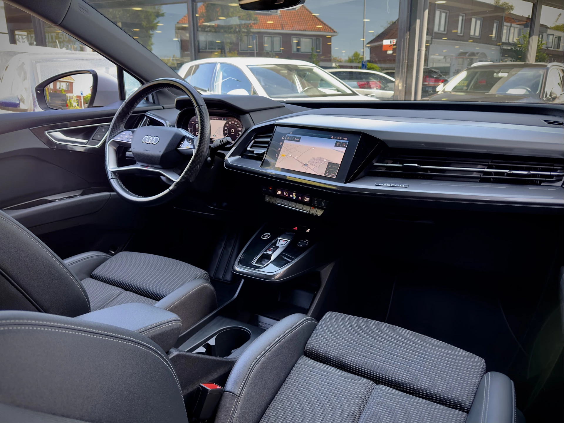 Hoofdafbeelding Audi Q4 e-tron