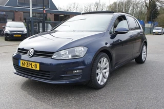 Hoofdafbeelding Volkswagen Golf Volkswagen Golf 1.4 TSI COMFORTLINE PANO/NAV/CAM/CLIMA /17INCH PERFECTE STAAT